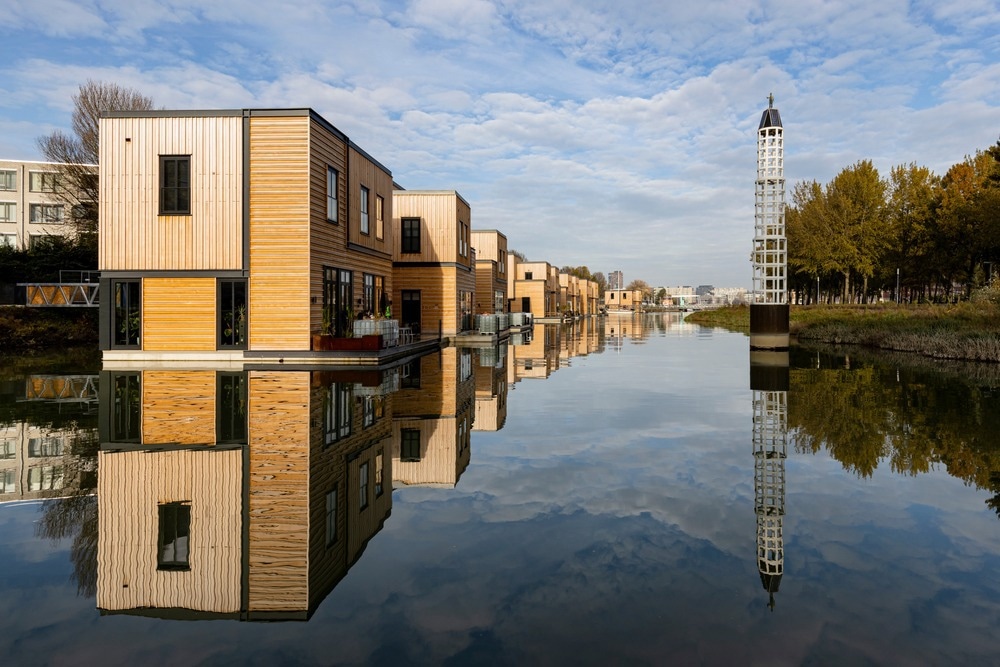 floating buildings, buildings that float, building on water